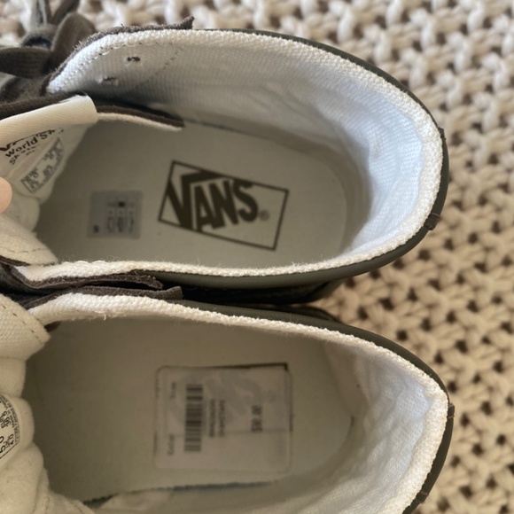 High Top Army Green Vans - Picture 2 of 5